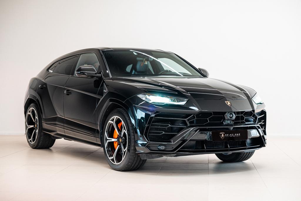 Lamborghini URUS staatsshowroom Model 2022 met Akrapovic, Auto's, Lamborghini, Automaat, Urus, Zwart, USB