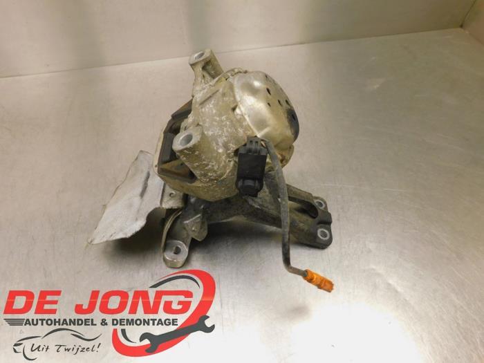 Support moteur d'un Audi A6, Autos : Pièces & Accessoires, Suspension & Châssis, Audi, Utilisé, 3 mois de garantie, Enlèvement ou Envoi