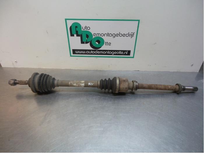 Arbre de transmission avant droit d'un Peugeot 206, -, 3 mois de garantie, Utilisé, -