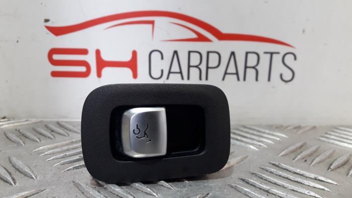 Schakelaar achterklep van een Mercedes C-Klasse, Gebruikt, -, Ophalen of Verzenden, -