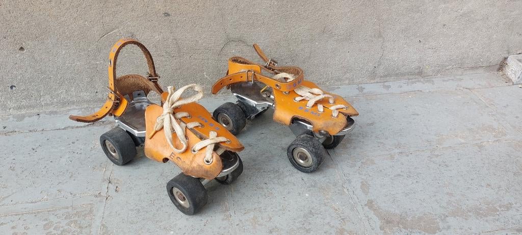 Oude rolschaatsen vintage, Ophalen