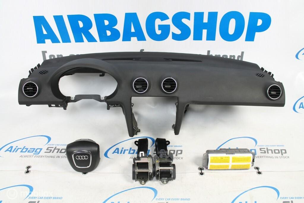 Airbag set - Dashboard zwart 3 spaak Audi A3 8P (2005-2012), Auto-onderdelen, Dashboard en Schakelaars