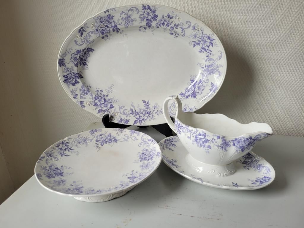Porseleinen serviesset uit Maestricht met Florence-decor, Ophalen