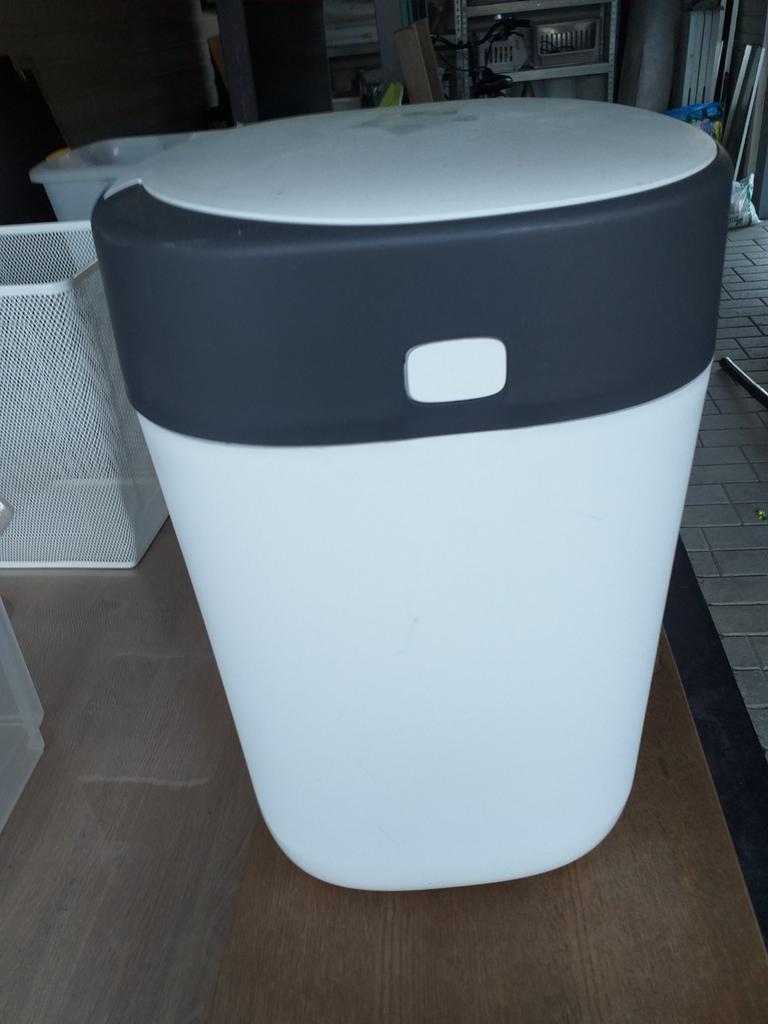 Vuilbak voor pampers, Huis en Inrichting, Ophalen
