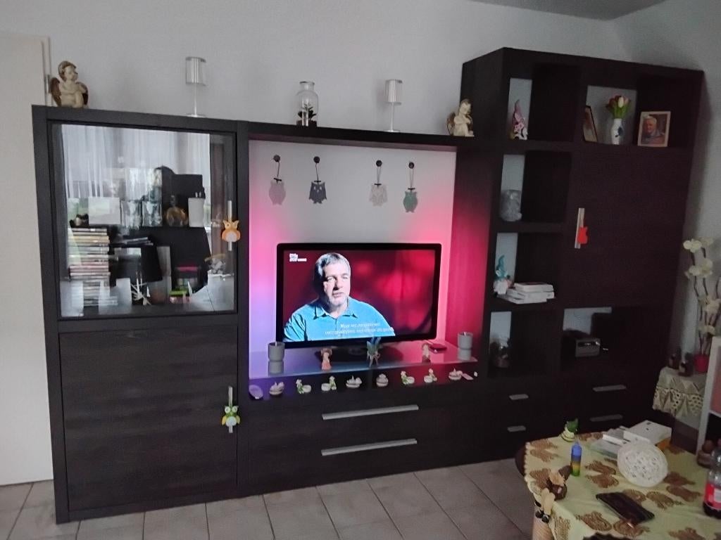 Kast in goede staat, Huis en Inrichting, Kasten | Kleerkasten, Ophalen, Zo goed als nieuw, 200 cm of meer, 150 tot 200 cm