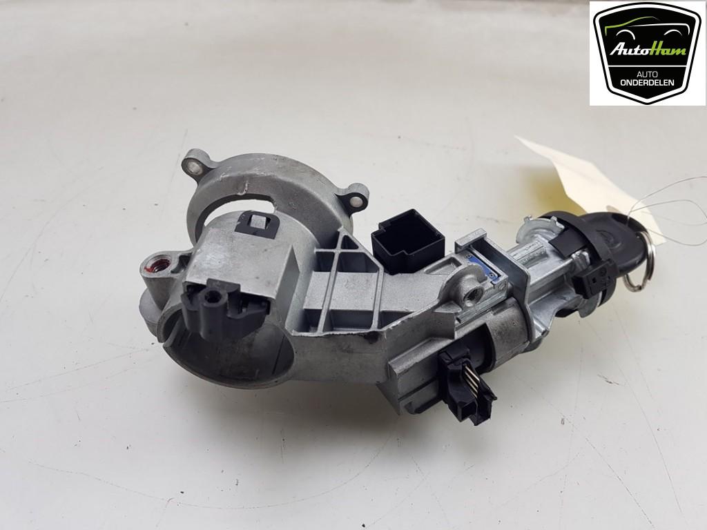 CONTACTSLOT + SLEUTEL Opel Corsa D (01-2006/12-2014), Gebruikt, Opel