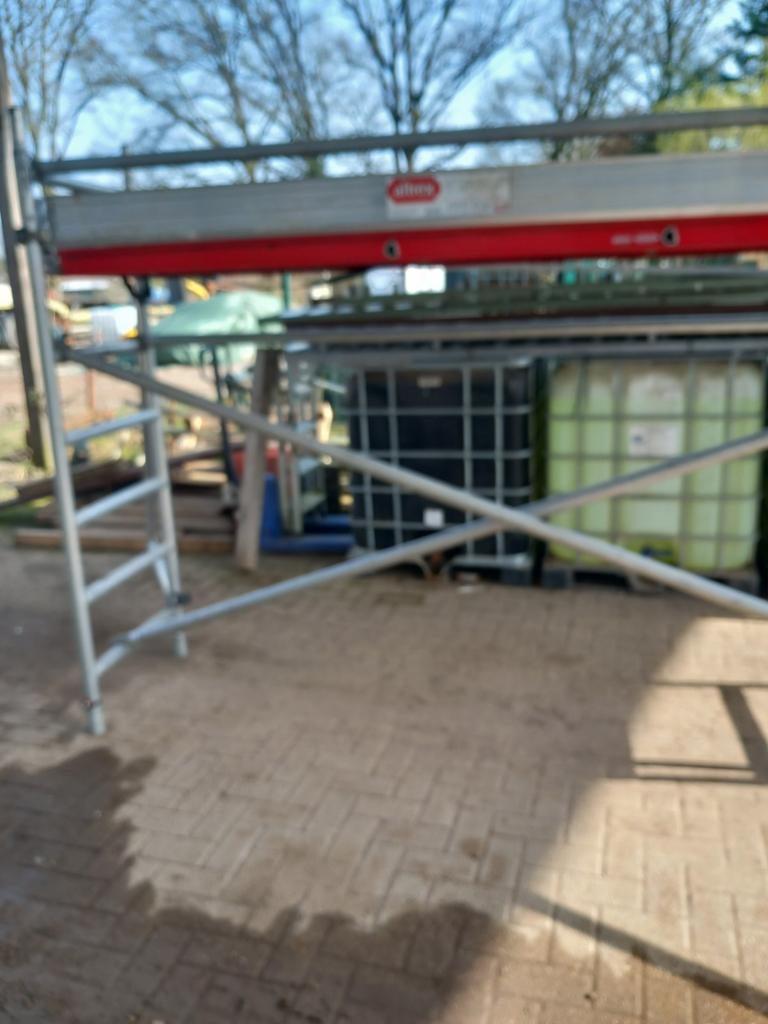 Altrex stelling 70 m br 3,05 lang., Doe-het-zelf en Bouw, Steigers, Ophalen
