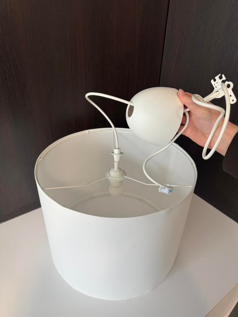 Moderne hanglamp met witte stoffen kap., Ophalen, Zo goed als nieuw