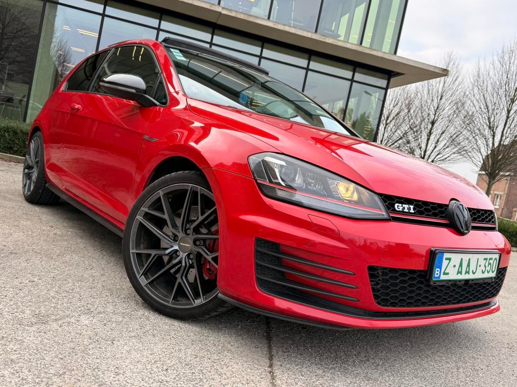 VOLKSWAGEN GOLF GTI / DSG / PANO / 72.000KM, Autos, Rouge, Achat, Entreprise, Automatique