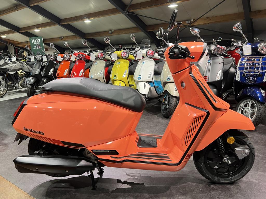 Lambretta X-125, Motoren, Scooter, Bedrijf, 125 cc, 11 kW of minder