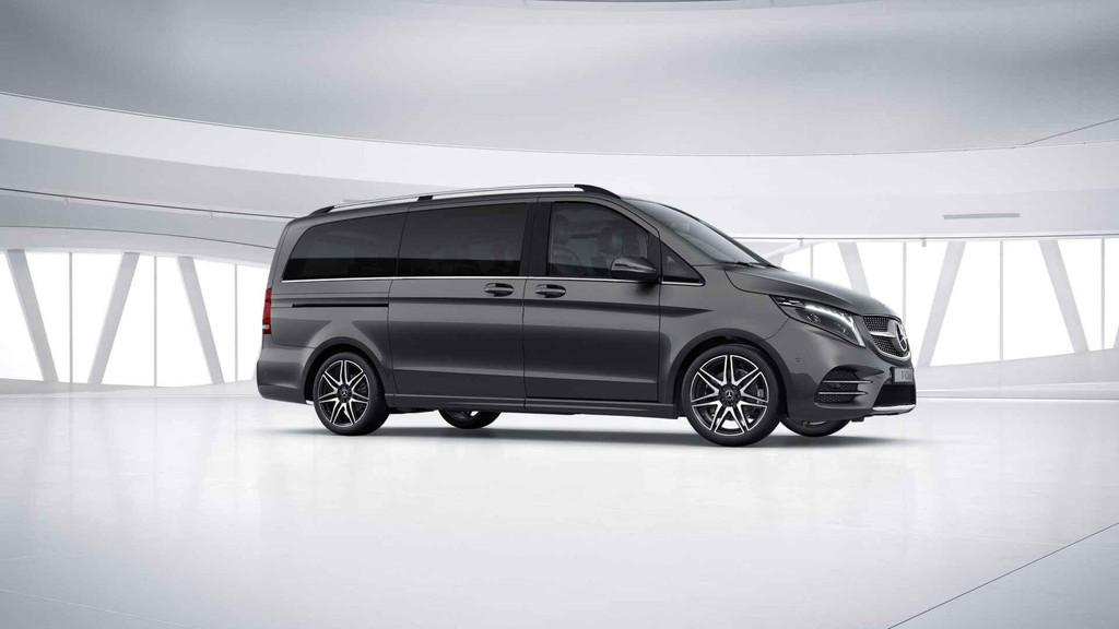 Mercedes-Benz V-Klasse 300 D 4MATIC AMG Line Dodehoekassiste, Auto's, Automaat, 4 cilinders, 2000 kg, https://public.car-pass.be/vhr/f952d4fe-33a3-4373-9133-59cf71b9d128