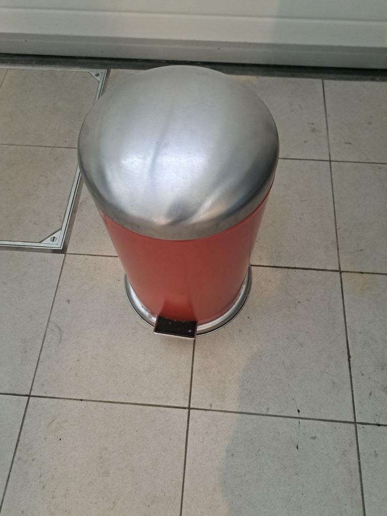 Rode pedaalemmer vuilbak, Huis en Inrichting, Ophalen of Verzenden, Gebruikt