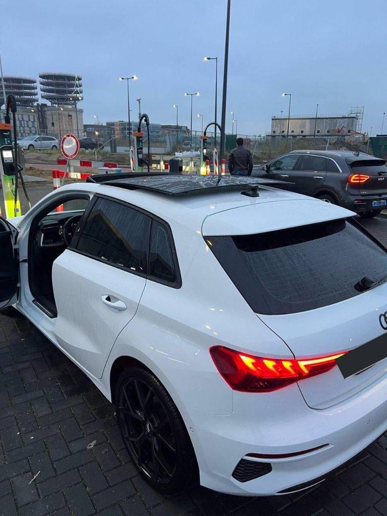 Audi A3 Sportback 40 TFSI e Édition Business — Panorama 2021, 1395 cm³, Achat, Euro 6, 1535 kg