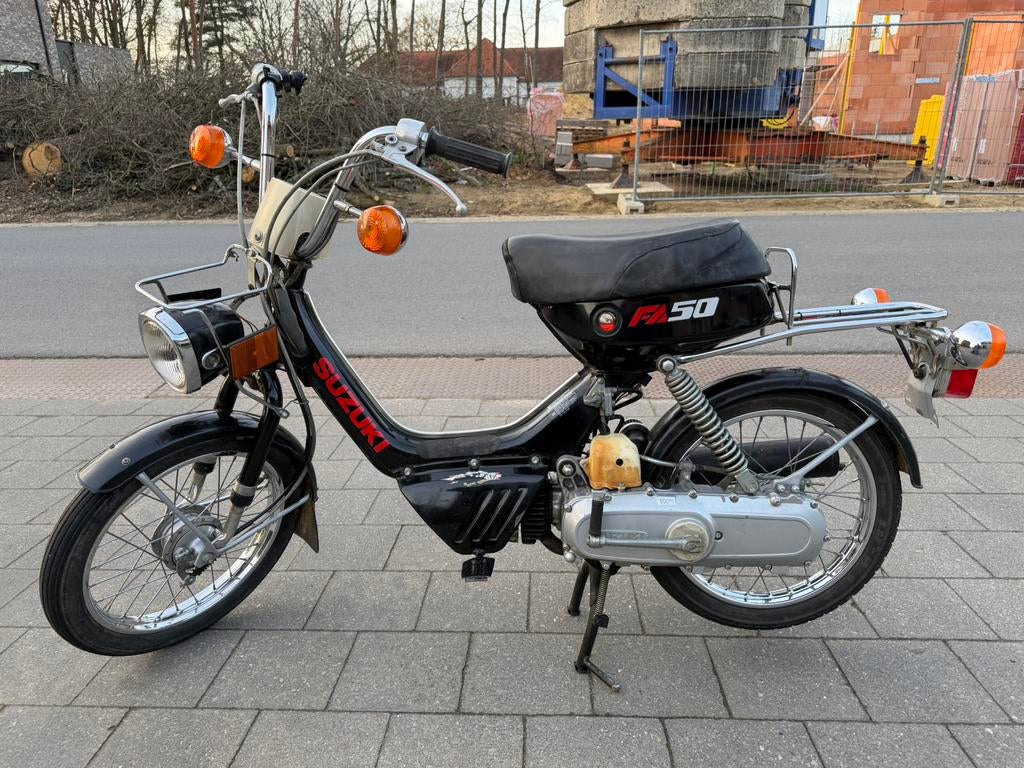 Suzuki FA50 + 1 bijna compleet in onderdelen, Fietsen en Brommers, Ophalen, Overige merken