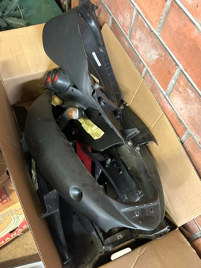 Aprilia sr50 ditech project/ onderdelen, Vélos & Vélomoteurs, Pièces de cyclomoteur | Général, Cadre, Enlèvement