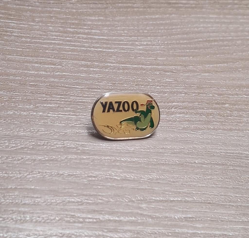 PIN - YAZOO, Verzenden, Gebruikt, Overige onderwerpen, Speldje of Pin