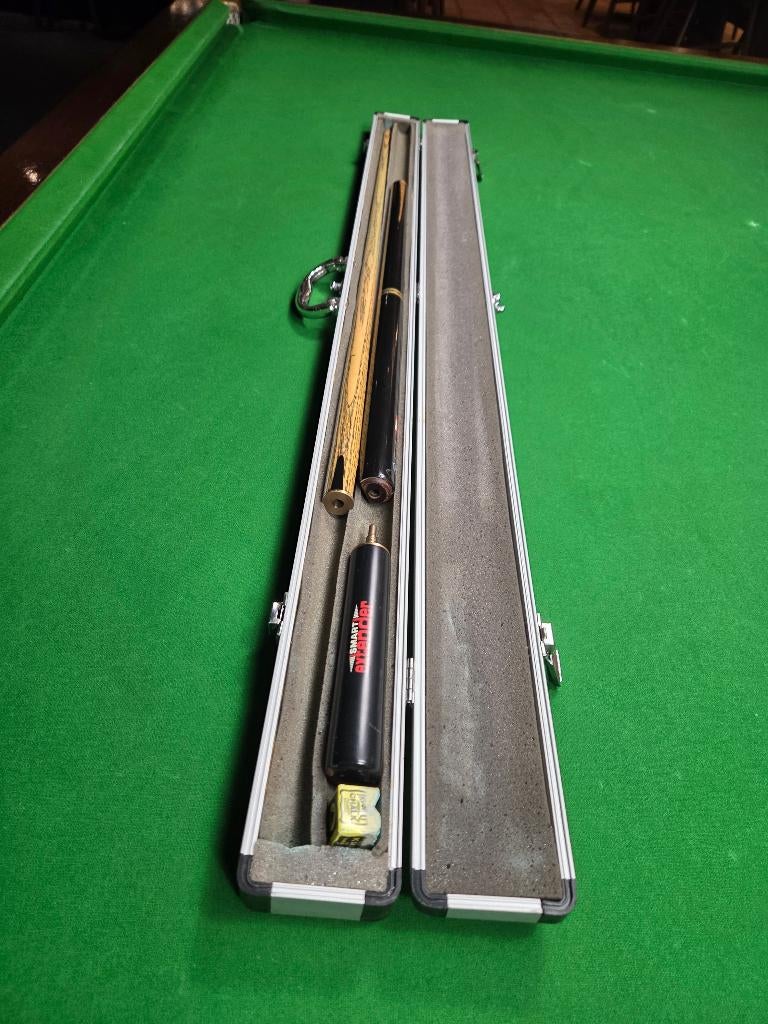 Riley snooker keu + mini butt + professionele case, Sport en Fitness, Biljarten en Poolen, Ophalen, Keu of Ballen