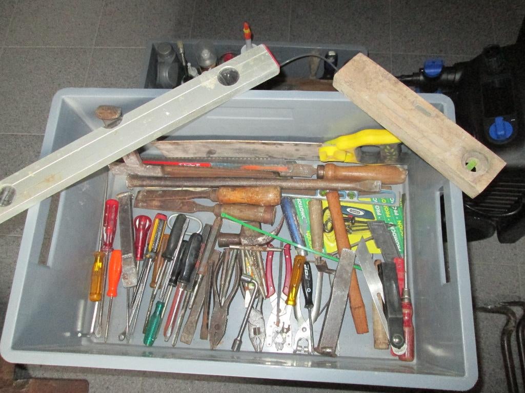 Beaucoup d'outils, Enlèvement ou Envoi, Utilisé