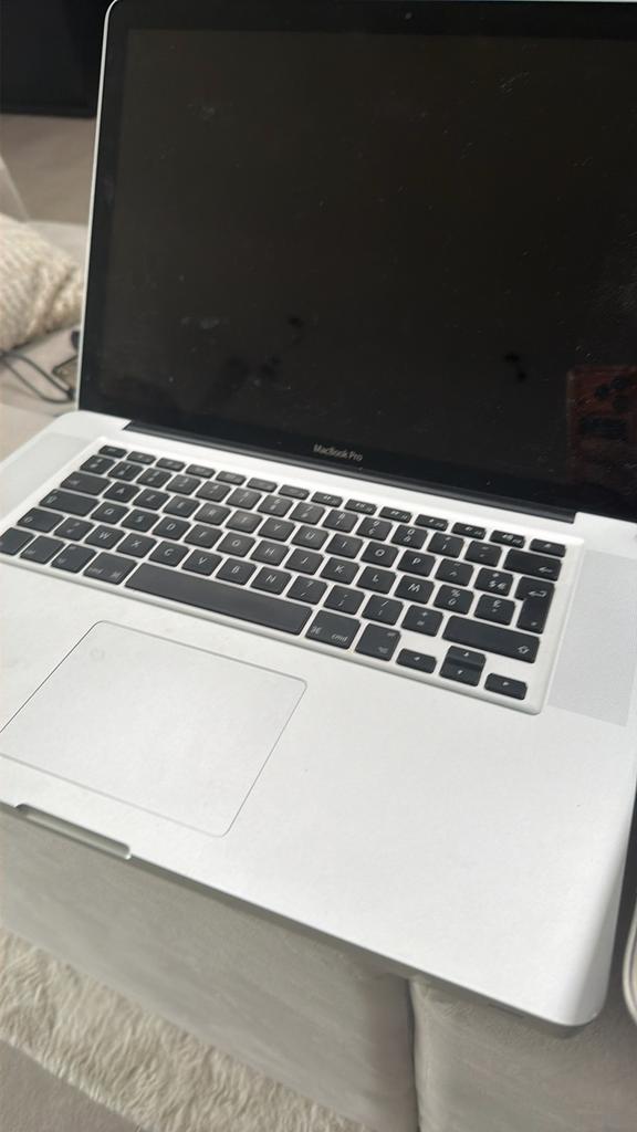Macbook en HP laptoppen - Defect en “werkend”, Computers en Software, Apple Macbooks, Ophalen, 64 GB of meer, Gebruikt, Overige groottes