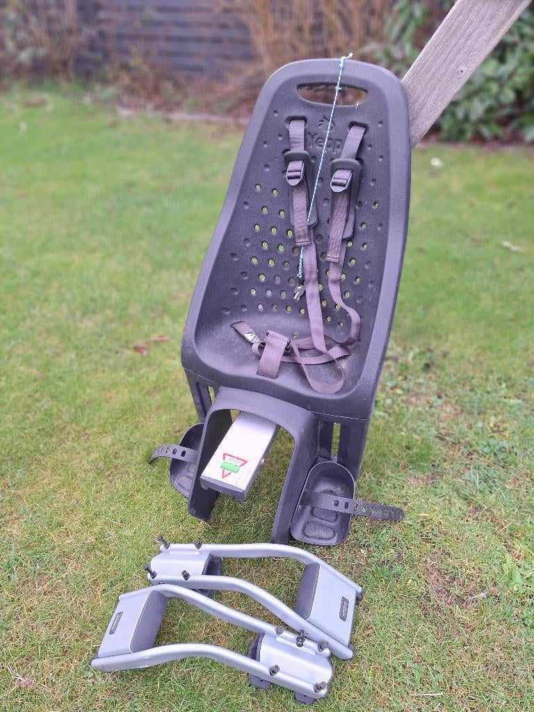 Thule Yepp Fietsstoeltje incl 2 adapters, Ophalen, Achterzitje, Voetsteuntjes, 9 t/m 18 kg