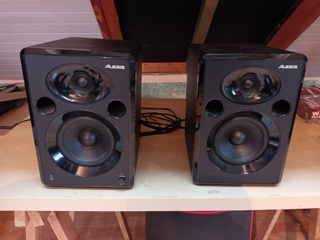 Enceintes monitoring Alesis Elevate 5 MKII, Audio, Tv en Foto, Luidsprekerboxen, Gebruikt, 60 tot 120 watt, Complete surroundset