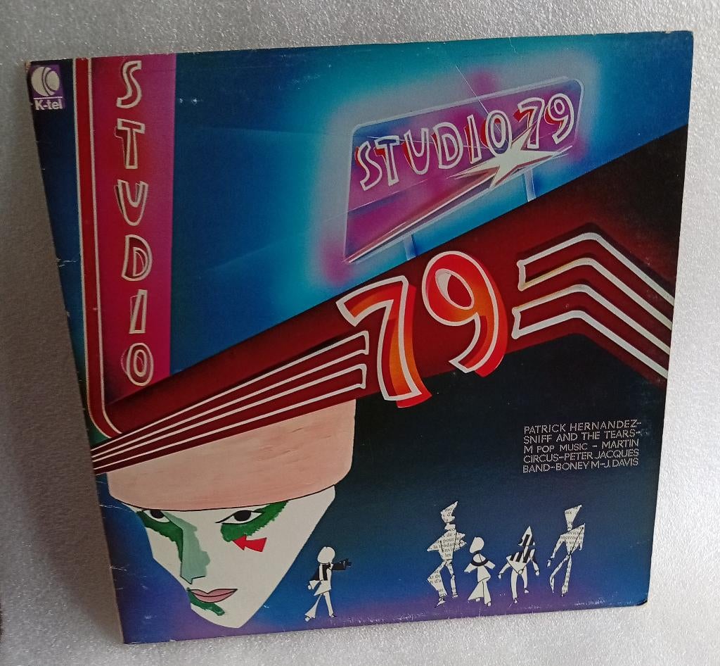 Studio 79, Enlèvement ou Envoi