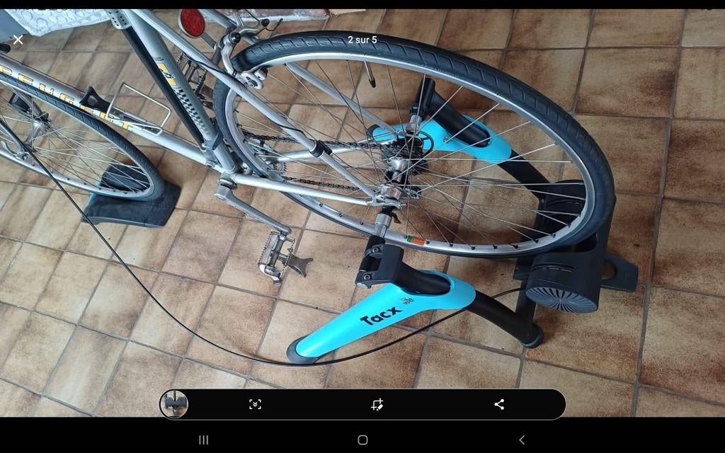 TACX BOOST peu utilisé, Vélos & Vélomoteurs, Accessoires vélo | Remorques, Comme neuf, Autres types, 80 kg ou plus, Pliable, Enlèvement