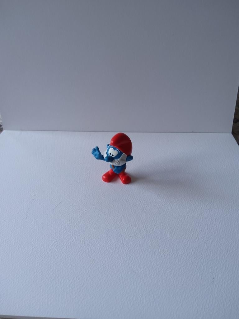 Grand Schtroumpf serie Les Schtroumpfs et le Village perdu, Enlèvement ou Envoi, Utilisé, Grand Schtroumpf, Poupée, Figurine ou Peluche