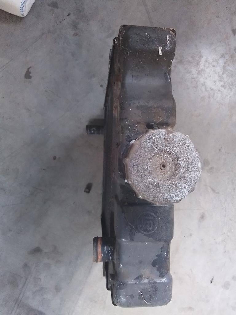 te repareren radiateur van fendt 300 serie, Articles professionnels, Agriculture | Pièces | Pneus, Jantes & Essieux, Enlèvement ou Envoi