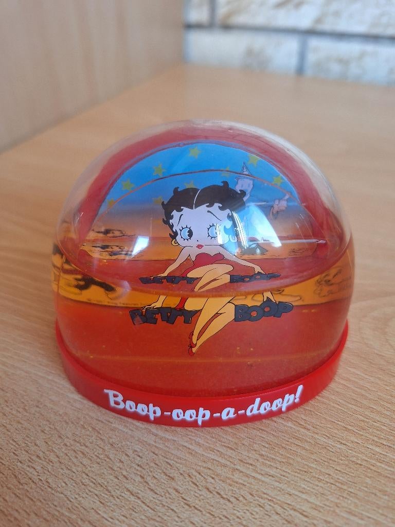 Betty Boop snowglobe, Enlèvement ou Envoi, Neuf, Humain