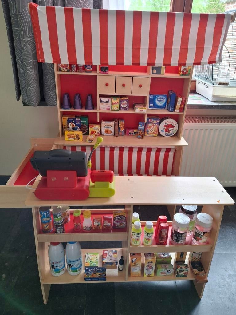Winkeltje + veel toebehoren, Kinderen en Baby's, Speelgoed | Speeltafels, Ophalen