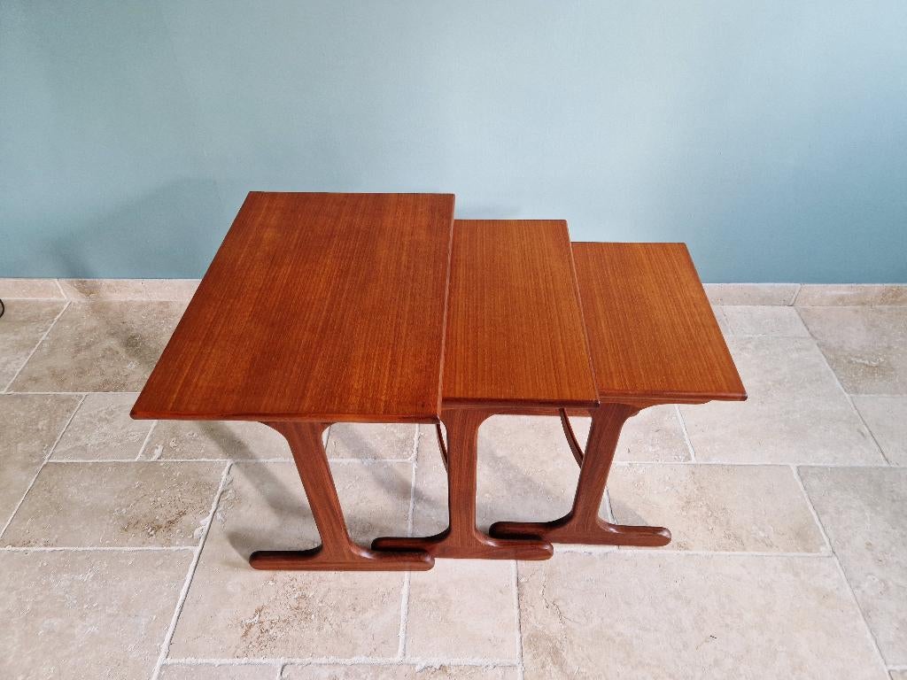 Set de 3 tables gigognes en teck Gplan, années 1960, Maison & Meubles, ...., Enlèvement ou Envoi, Royaume-Uni, Utilisé