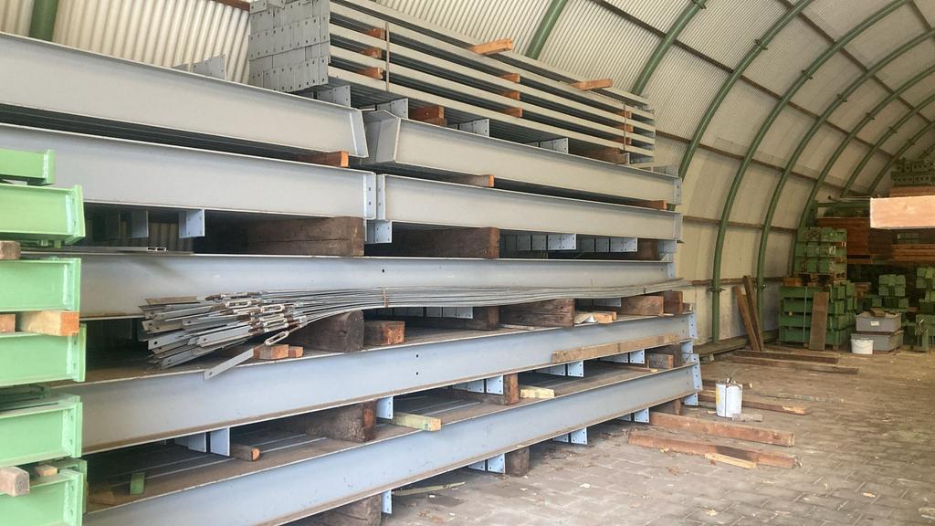 Staalconstructie 20x30, Doe-het-zelf en Bouw, Metalen, Ophalen, Zo goed als nieuw