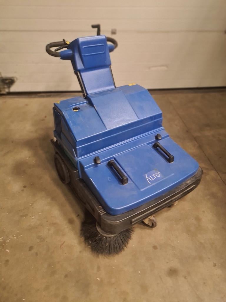 Clarke KC700ET veegmachine Nilfisk Alto, Ophalen, Gebruikt, Nilfisk
