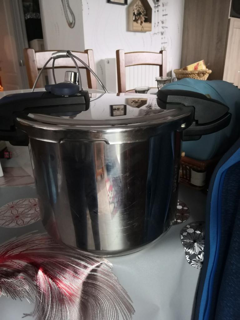 Casserole à pression Seb, Maison & Meubles, Enlèvement, Comme neuf