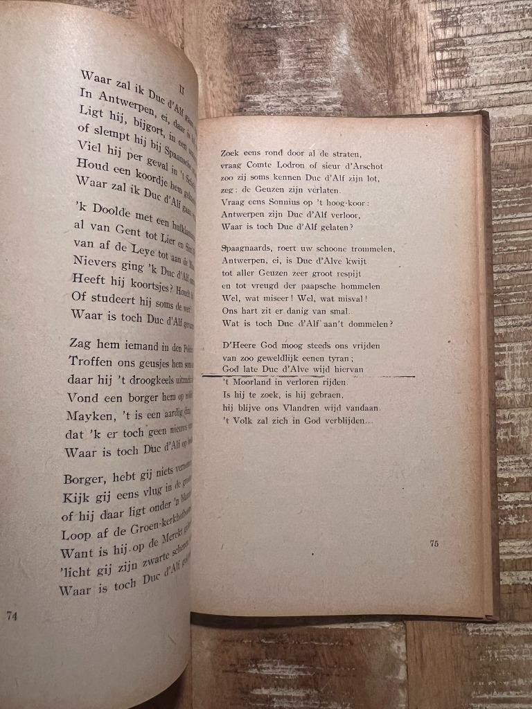 Lof van Antwerpen - Karel Vandenoever, Boeken, Ophalen of Verzenden, 20e eeuw of later, Gelezen, Karel Vandenoever