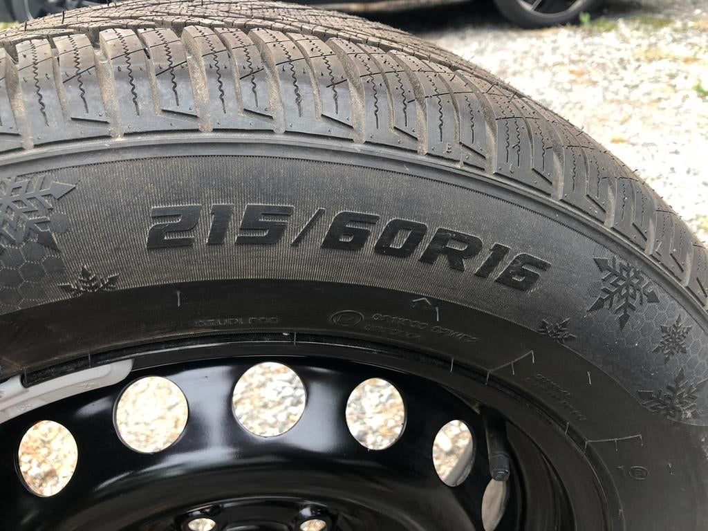 4x Jantes en tôle 16’ + pneus hiver 215/60R16, Neuf, Pneus et Jantes, 16 pouces, Enlèvement