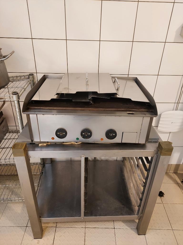 Plancha professionnelle - plaque de cuisson, Enlèvement, Utilisé, À Poser, 3 zones de cuisson ou moins