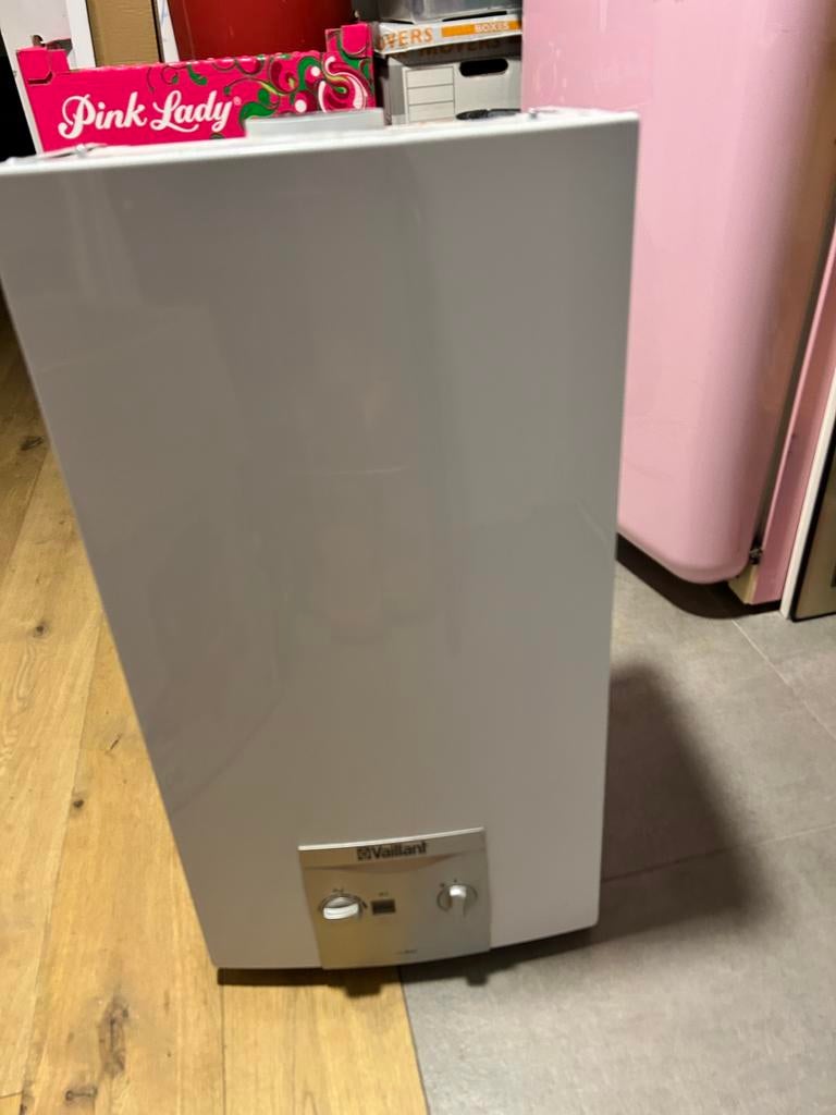 Chaudière à eau chaude Vaillant, Bricolage & Construction, Moins de 3 ans, Enlèvement, 20 à 100 litres, Gaz naturel