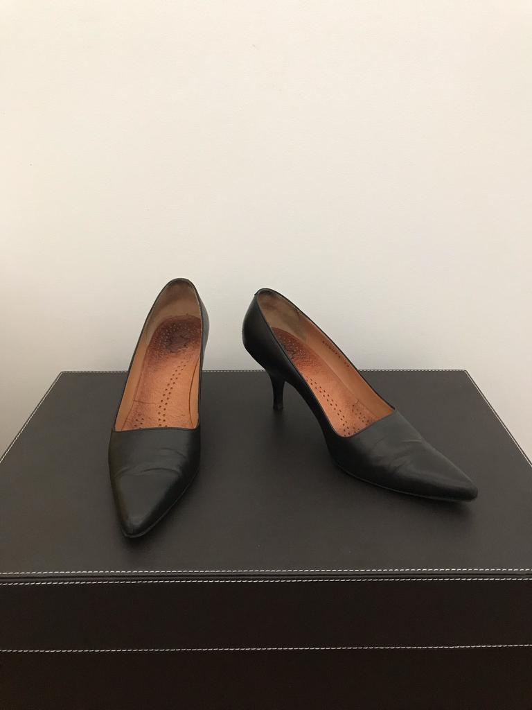 HERMÈS pumps (37/Gemaakt in Frankrijk), HERMÈS, Pumps, Zwart, Ophalen of Verzenden