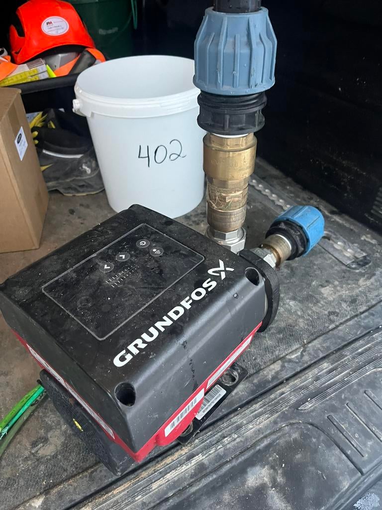 Grundfos pomp, Ophalen, Zo goed als nieuw