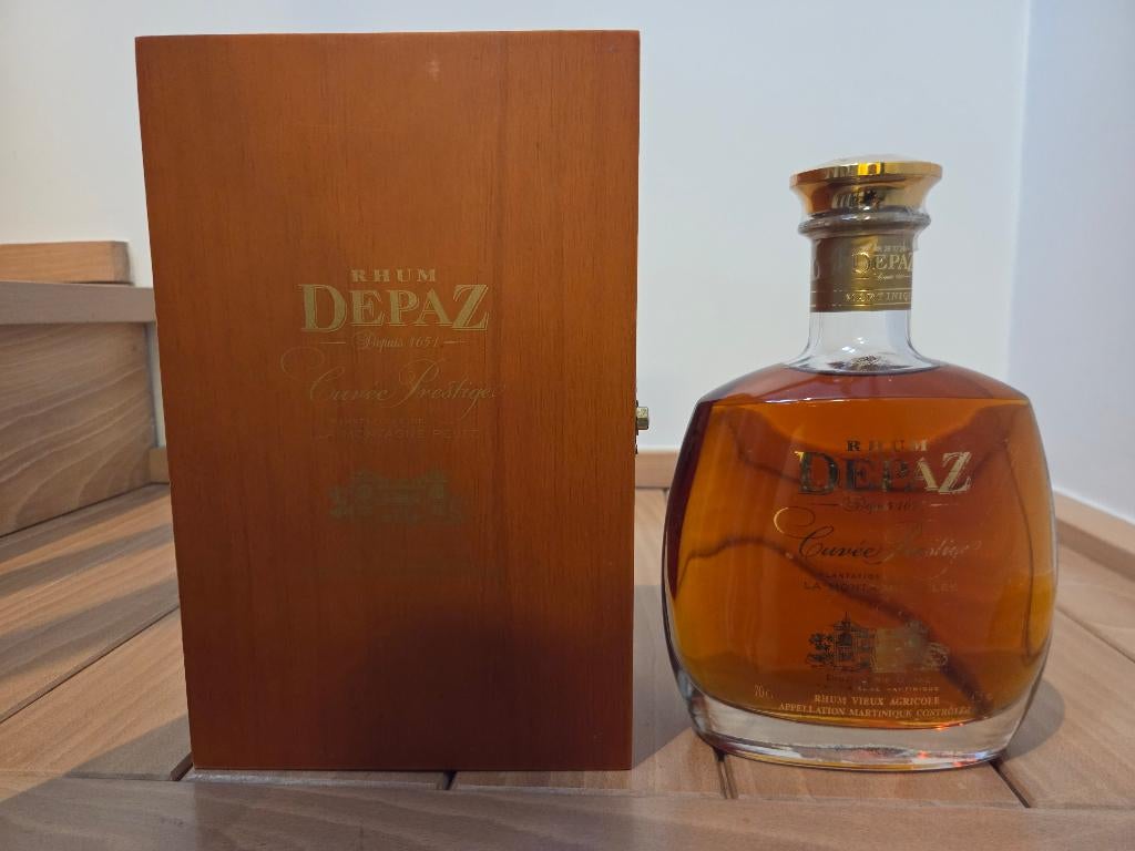 rhum Depaz cuvée prestige, coffret bois, Collections, Enlèvement ou Envoi