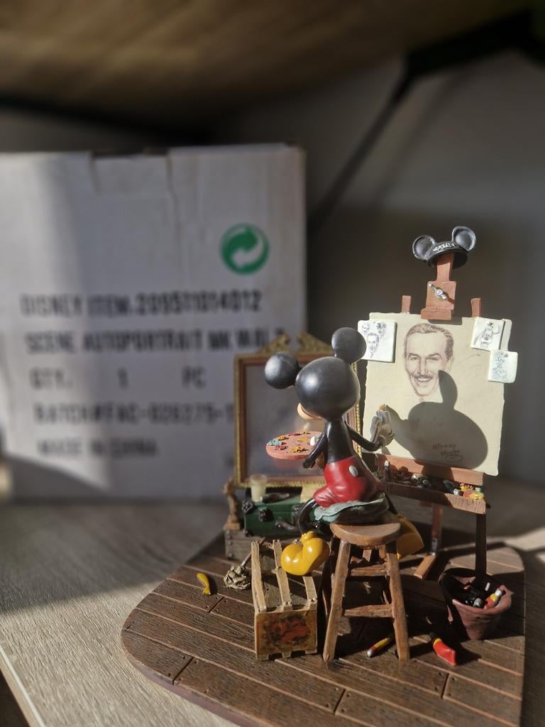 Mickey Mouse zelfprotret disneyland Parijs, Ophalen, Mickey Mouse, Nieuw, Beeldje of Figuurtje