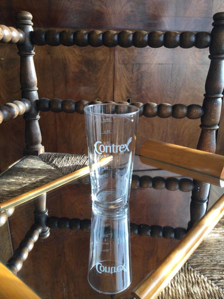 Verres Contrex gradués spécial cure, Maison & Meubles, Enlèvement ou Envoi, Neuf, Verre, Verre ou Verres