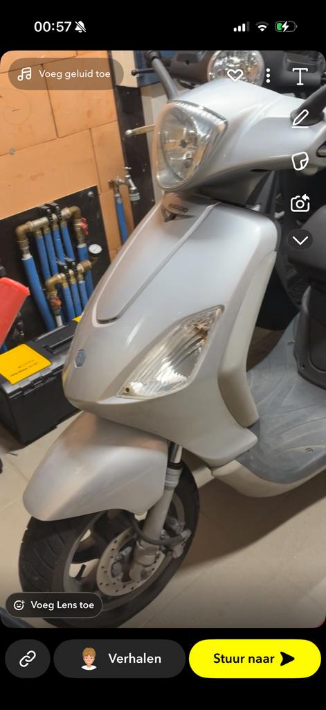 Piaggio 125 cc, Vélos & Vélomoteurs, Scooters | Piaggio, Enlèvement, Comme neuf, Fly