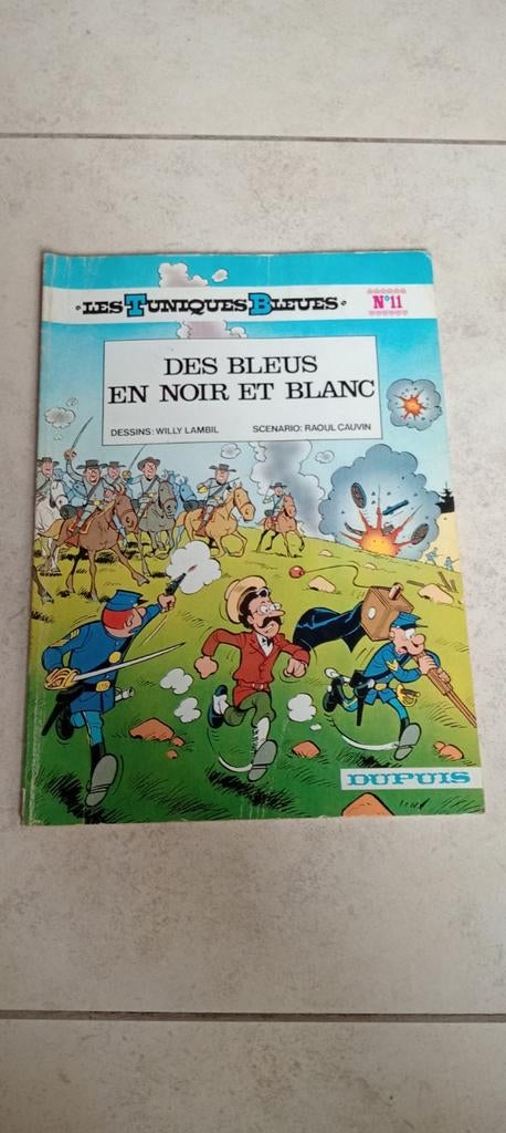 BD Bande dessinée Tuniques bleues n11 1977, Ophalen of Verzenden, Gelezen