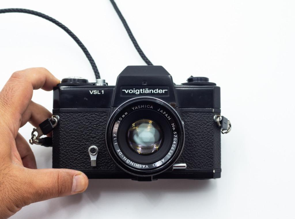 Voigtländer VSL 1 + Yashica 50mm F1.7 + Sangle, Enlèvement ou Envoi, Utilisé, Reflex miroir