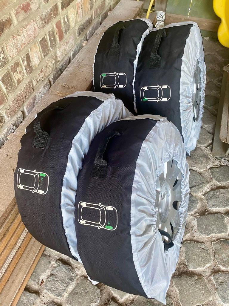 set bandenhoezen Audi 15 - 17 inch, Ophalen of Verzenden, 16 inch