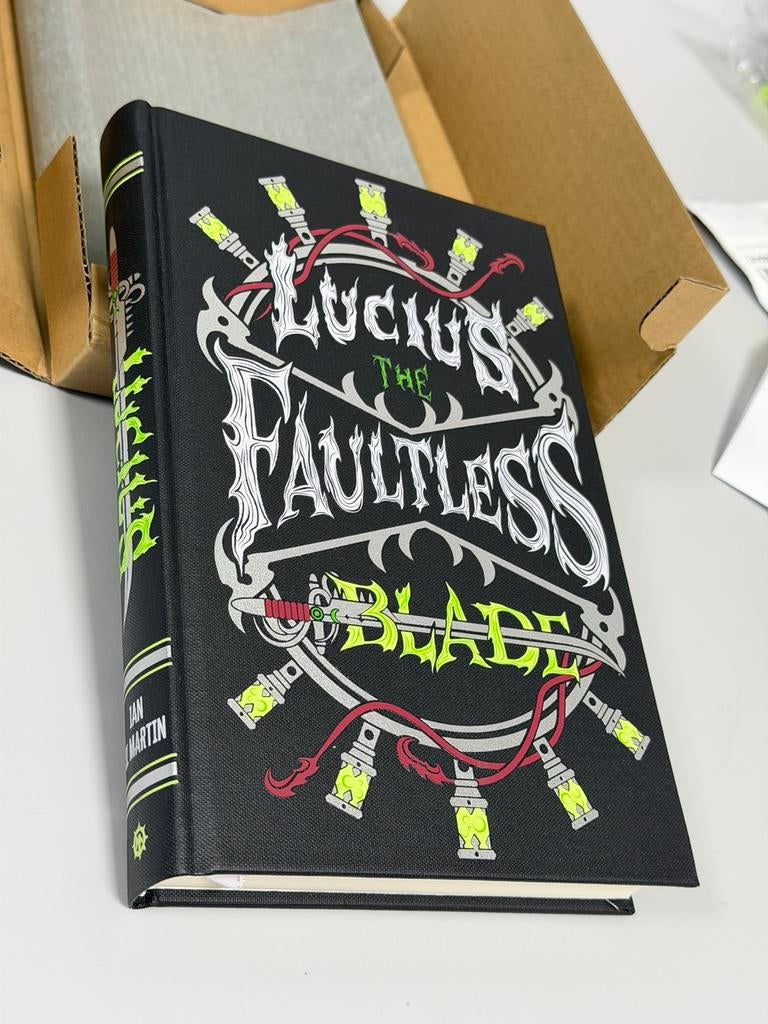 Livre limité signé WARHAMMER 40k LUCIUS The Faultless Blade, Hobby & Loisirs créatifs, Enlèvement ou Envoi, Neuf, Warhammer 40000