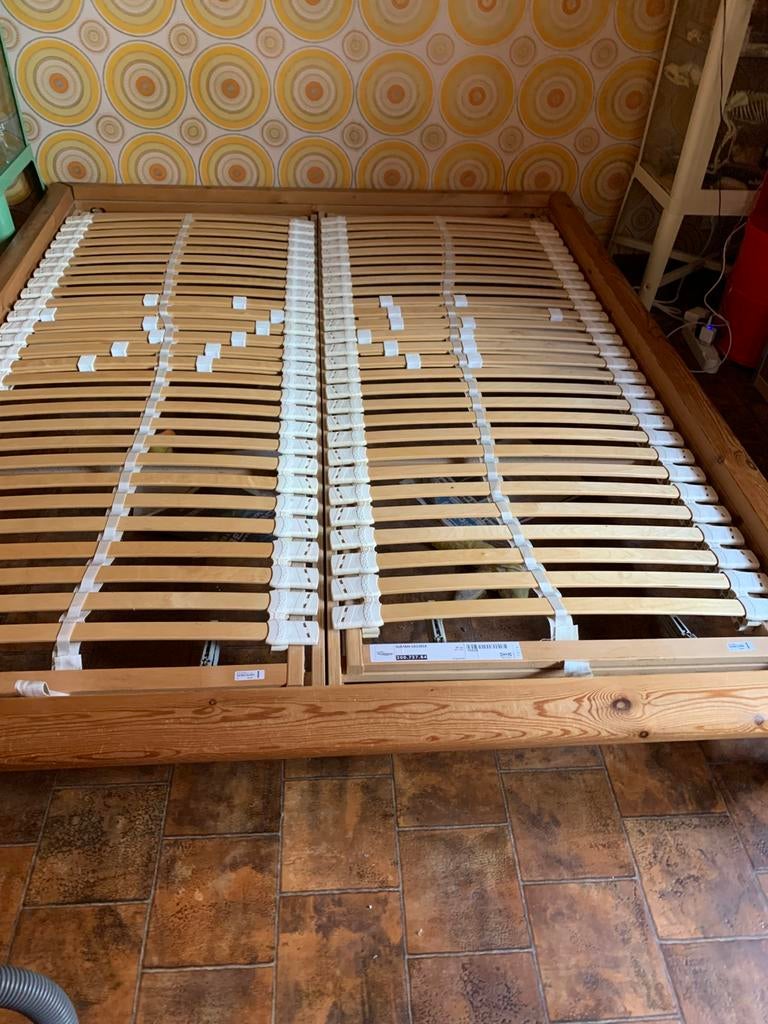 Houte kader met twee lattenbodems, Ophalen, Gebruikt, Tweepersoons, Bedbodem